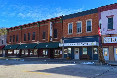 common wealth theatre|commonwealth theater in lanesboro minnesota.